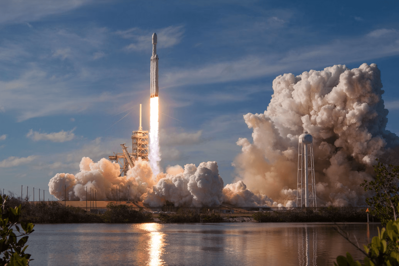 SpaceX Starship Successfully Completes First Orbital Refueling Test